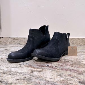 Born “Kerri” Ankle Booties. New Size 6.5, Black Suede